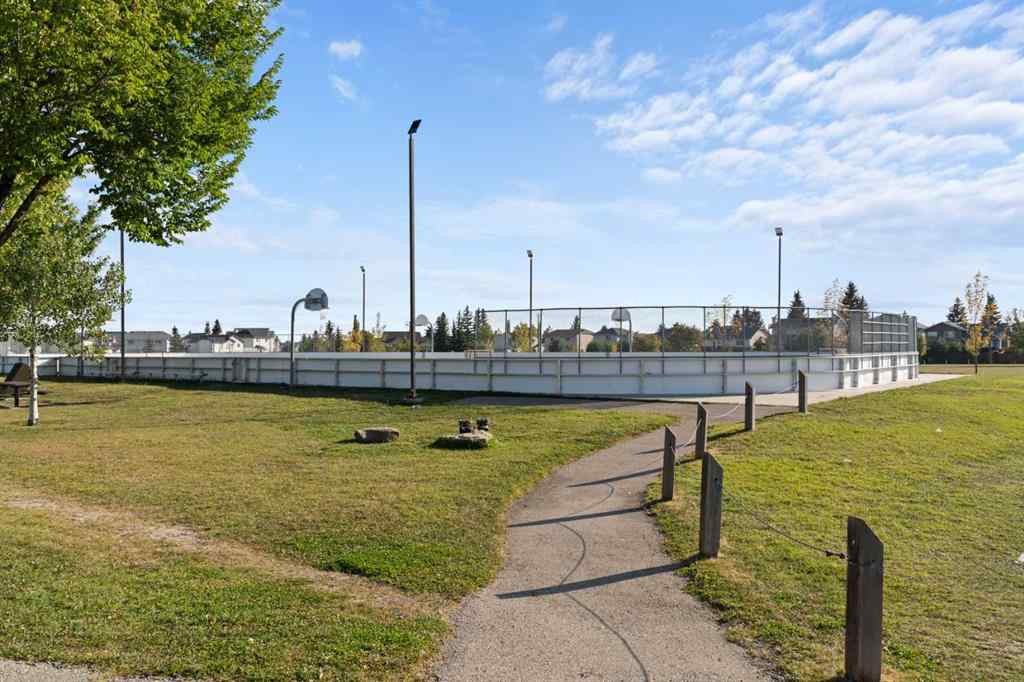 MLS® A2258101 - 52 Applecroft Road SE in Applewood Park Calgary, Residential