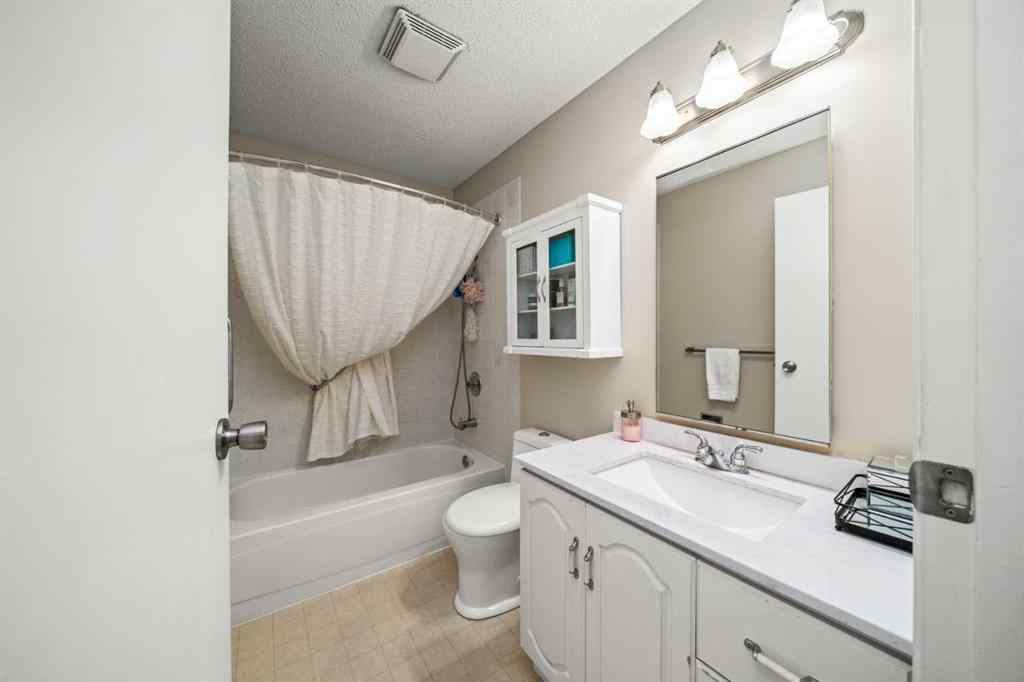 MLS® A2258101 - 52 Applecroft Road SE in Applewood Park Calgary, Residential