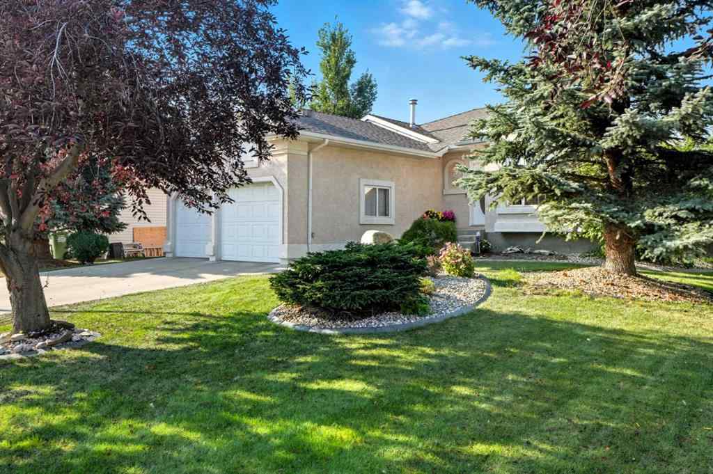 MLS® A2258102 - 12 Bow Way  in Bow Meadows Cochrane, Residential