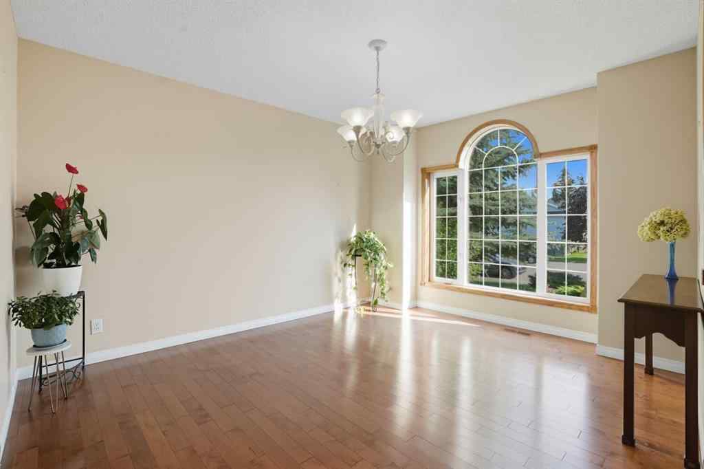 MLS® A2258102 - 12 Bow Way  in Bow Meadows Cochrane, Residential