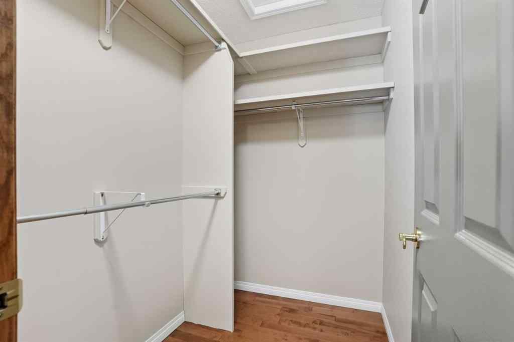 MLS® A2258102 - 12 Bow Way  in Bow Meadows Cochrane, Residential