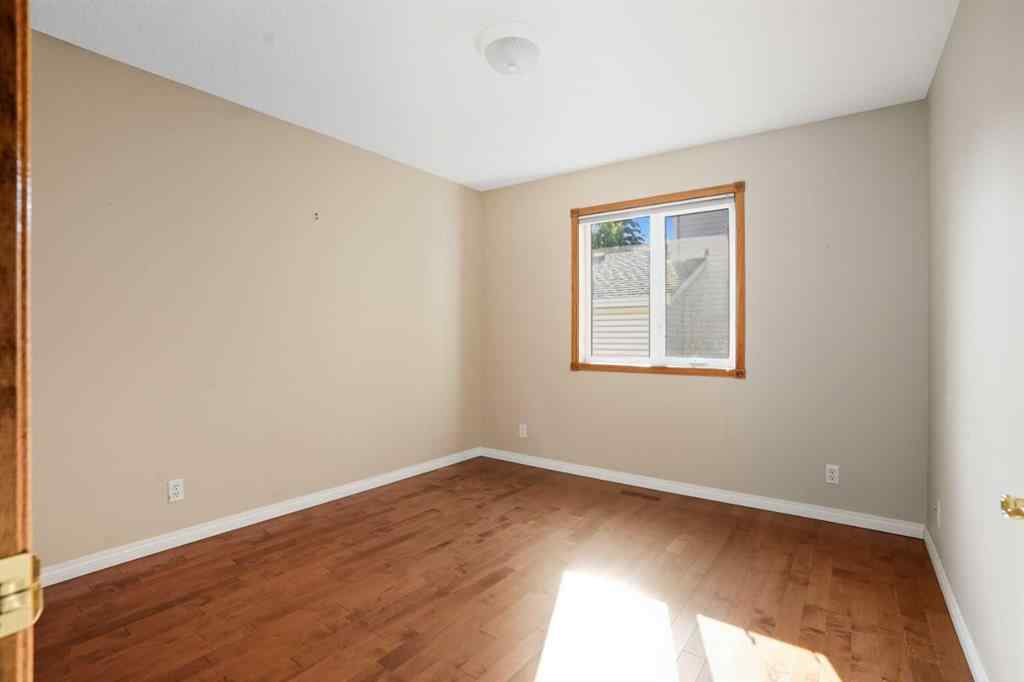 MLS® A2258102 - 12 Bow Way  in Bow Meadows Cochrane, Residential