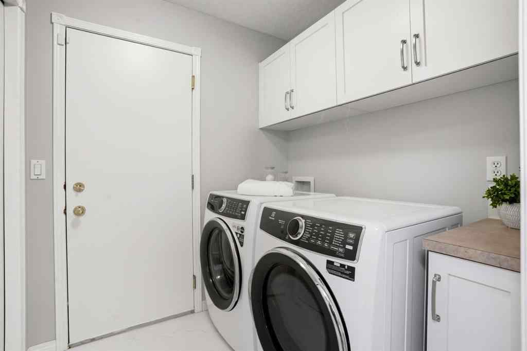 MLS® A2258102 - 12 Bow Way  in Bow Meadows Cochrane, Residential