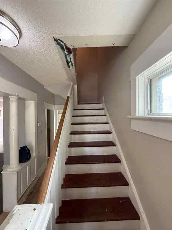 MLS® A2258103 - 823 4 Street SE in River Flats Medicine Hat, Residential