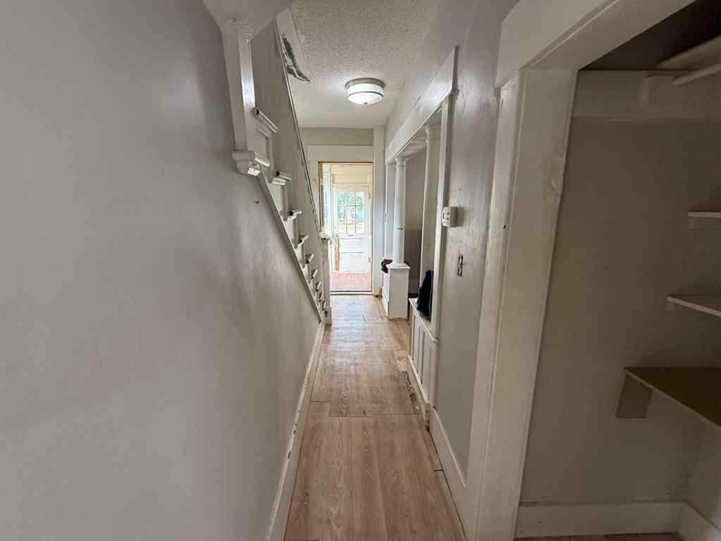 MLS® A2258103 - 823 4 Street SE in River Flats Medicine Hat, Residential