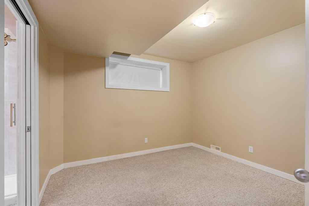 MLS® A2258105 - 78 New Brighton Manor SE in New Brighton Calgary, Residential