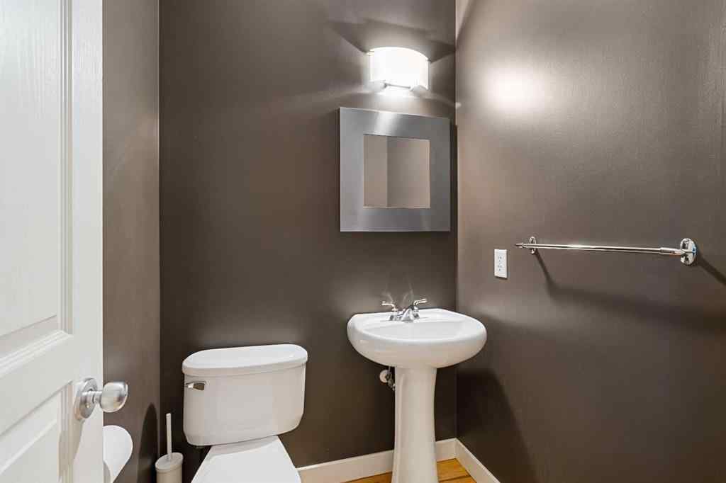 MLS® A2258105 - 78 New Brighton Manor SE in New Brighton Calgary, Residential