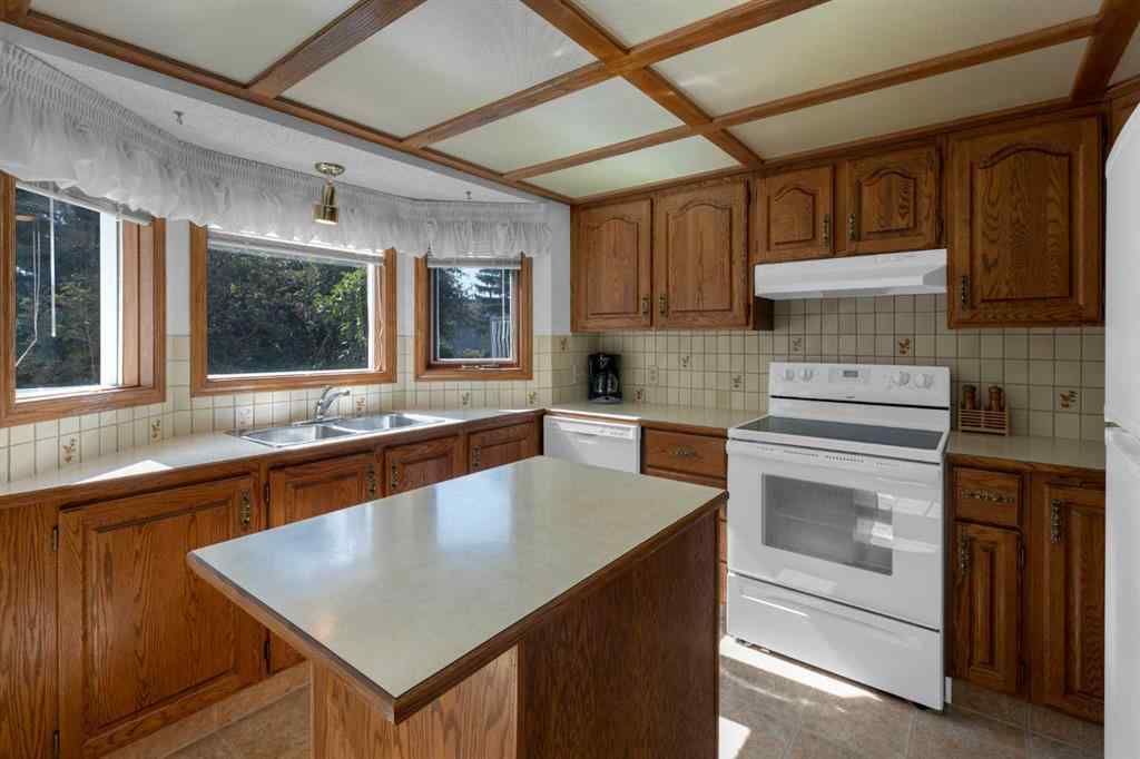 MLS® A2258106 - 164 Hawkhill Way NW in Hawkwood Calgary, Residential