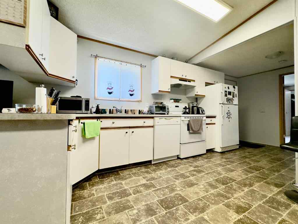 MLS® A2258109 - 13442 22 Avenue   in NONE Blairmore, Mobile