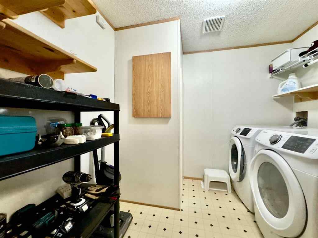 MLS® A2258109 - 13442 22 Avenue   in NONE Blairmore, Mobile