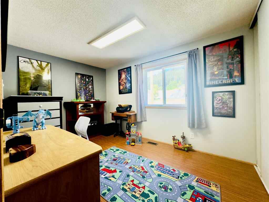 MLS® A2258109 - 13442 22 Avenue   in NONE Blairmore, Mobile