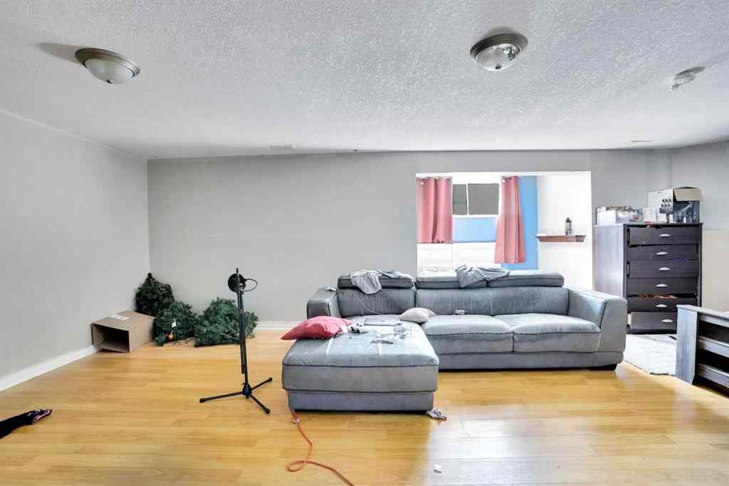 MLS® A2258120 - 531 Stonegate Road NW in Stonegate Airdrie, Residential
