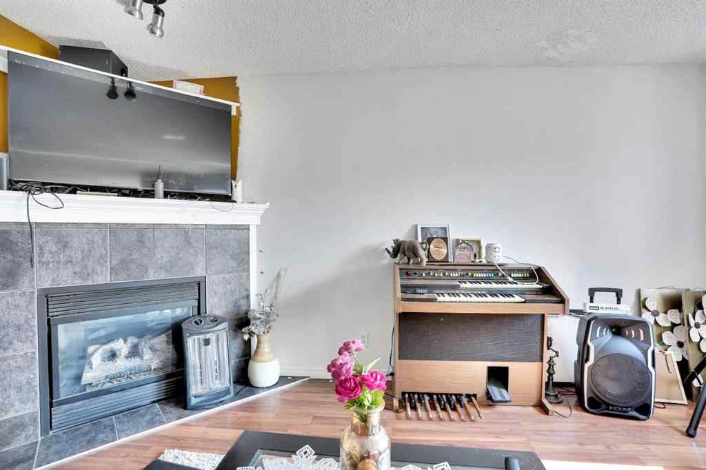 MLS® A2258120 - 531 Stonegate Road NW in Stonegate Airdrie, Residential
