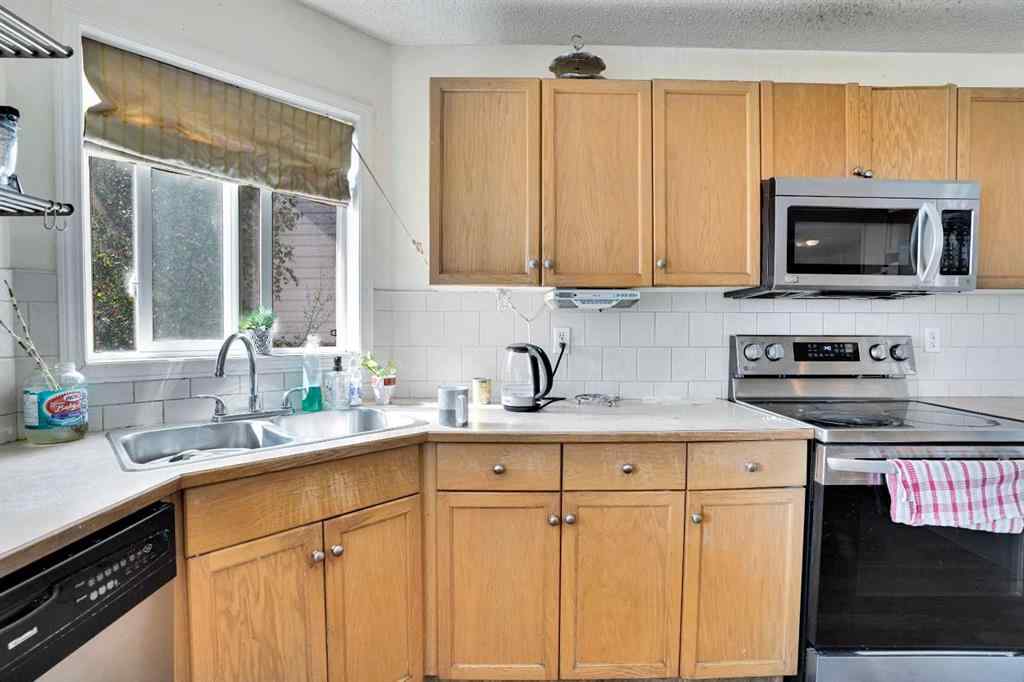MLS® A2258120 - 531 Stonegate Road NW in Stonegate Airdrie, Residential