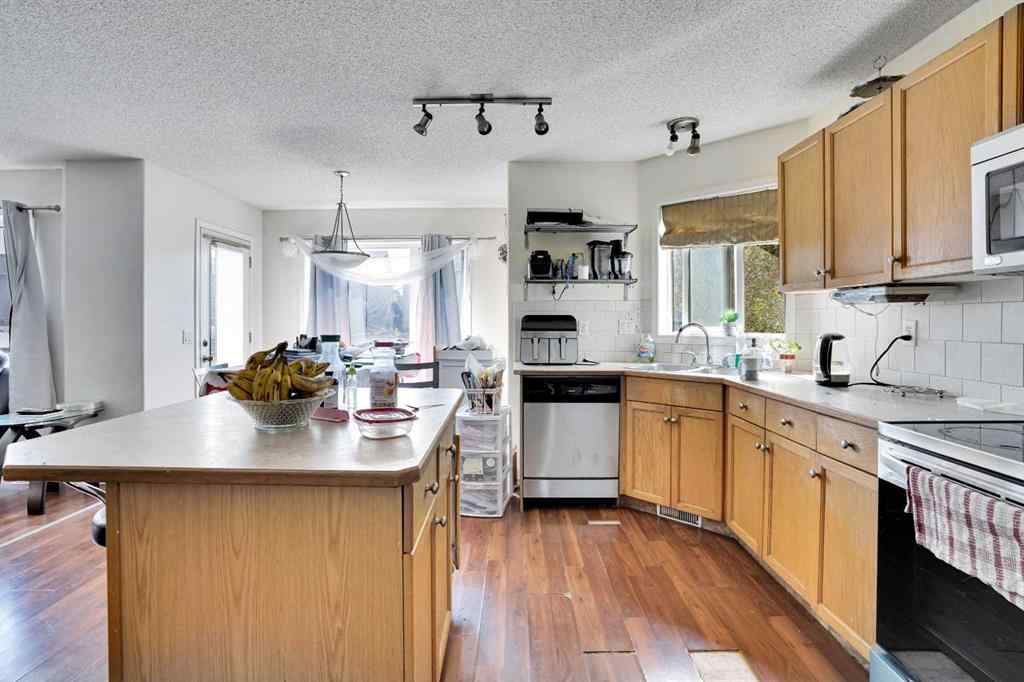 MLS® A2258120 - 531 Stonegate Road NW in Stonegate Airdrie, Residential
