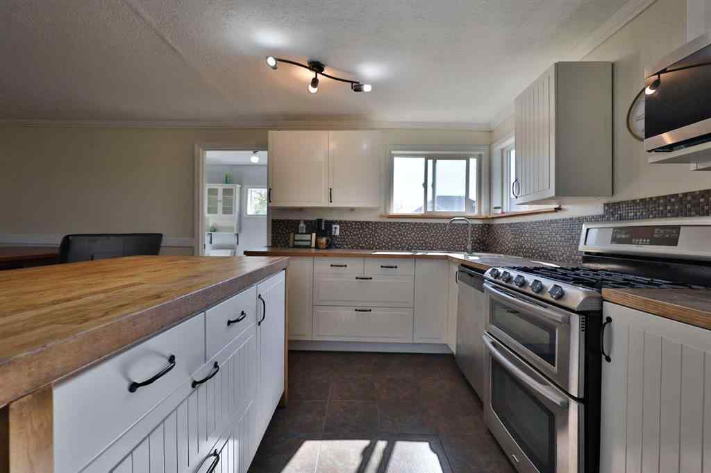 MLS® A2258122 - 54 8 Avenue W in NONE Cardston, Residential