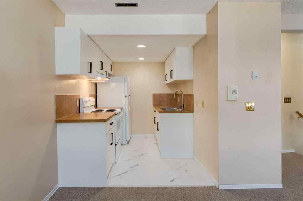 MLS® A2258123 - Unit #221 200 Brookpark Drive SW in Braeside Calgary, Residential