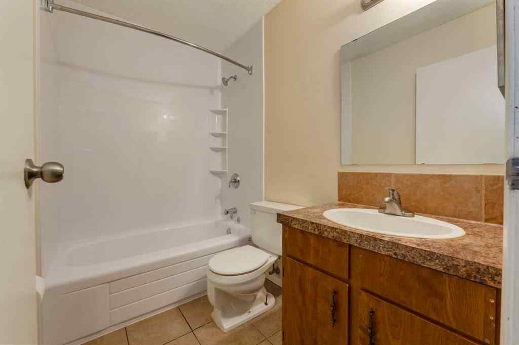 MLS® A2258123 - Unit #221 200 Brookpark Drive SW in Braeside Calgary, Residential