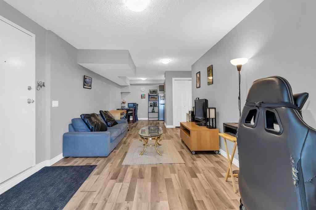 MLS® A2258124 - Unit #11 3726 Centre Street NE in Highland Park Calgary, Residential