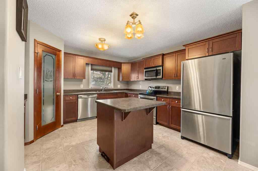 MLS® A2258127 - 1509 16 Street  in NONE Didsbury, Residential