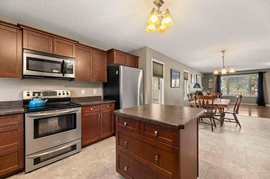 MLS® A2258127 - 1509 16 Street  in NONE Didsbury, Residential