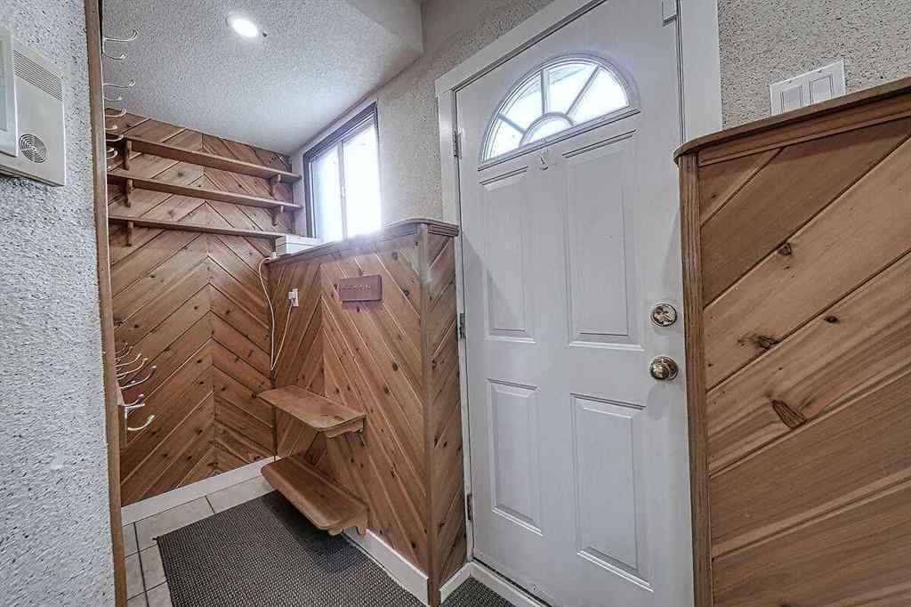 MLS® A2258129 - 244 Pinetree Road NE in Pineridge Calgary, Residential