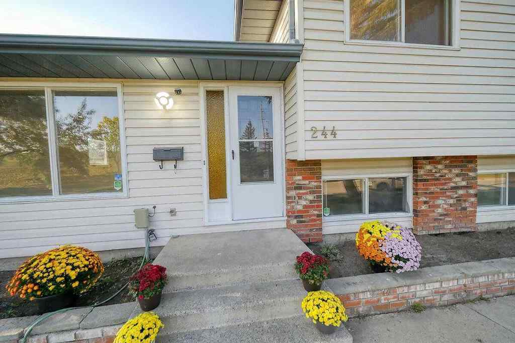 MLS® A2258129 - 244 Pinetree Road NE in Pineridge Calgary, Residential