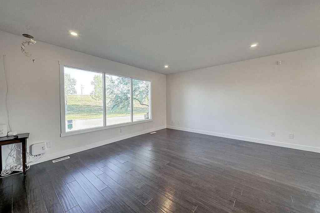 MLS® A2258129 - 244 Pinetree Road NE in Pineridge Calgary, Residential
