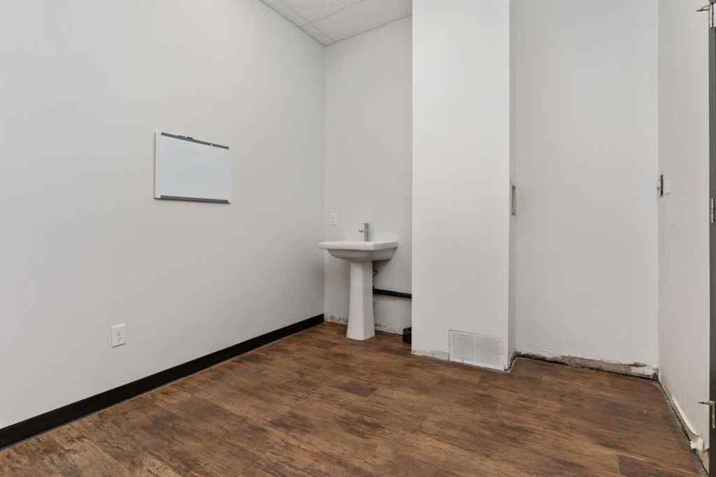 MLS® A2258132 - 6708 48 Avenue  in West End Camrose, Commercial
