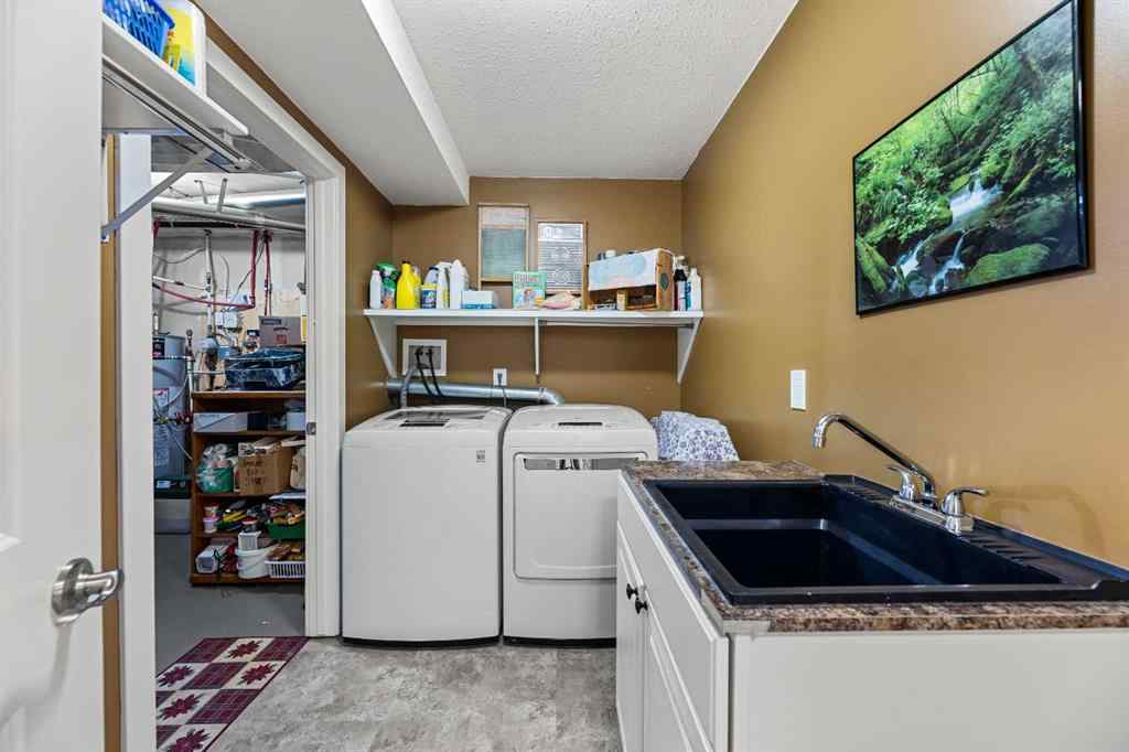 MLS® #A2258135 - 49 Bluebird Drive  in NONE Didsbury, Residential Open Houses