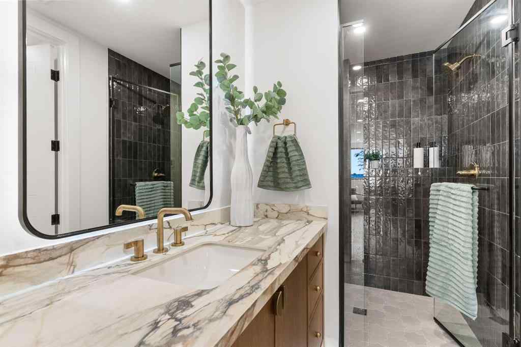MLS® A2258137 - 692 West Chestermere Drive  in West Chestermere Drive Chestermere, Residential