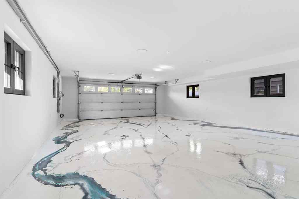 MLS® A2258137 - 692 West Chestermere Drive  in West Chestermere Drive Chestermere, Residential