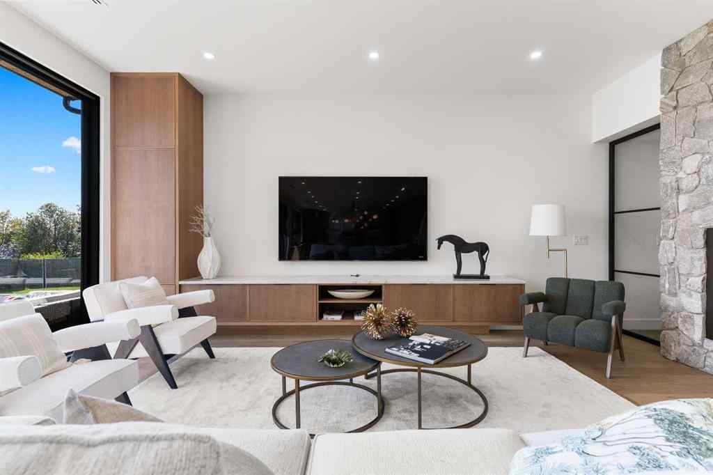 MLS® A2258137 - 692 West Chestermere Drive  in West Chestermere Drive Chestermere, Residential