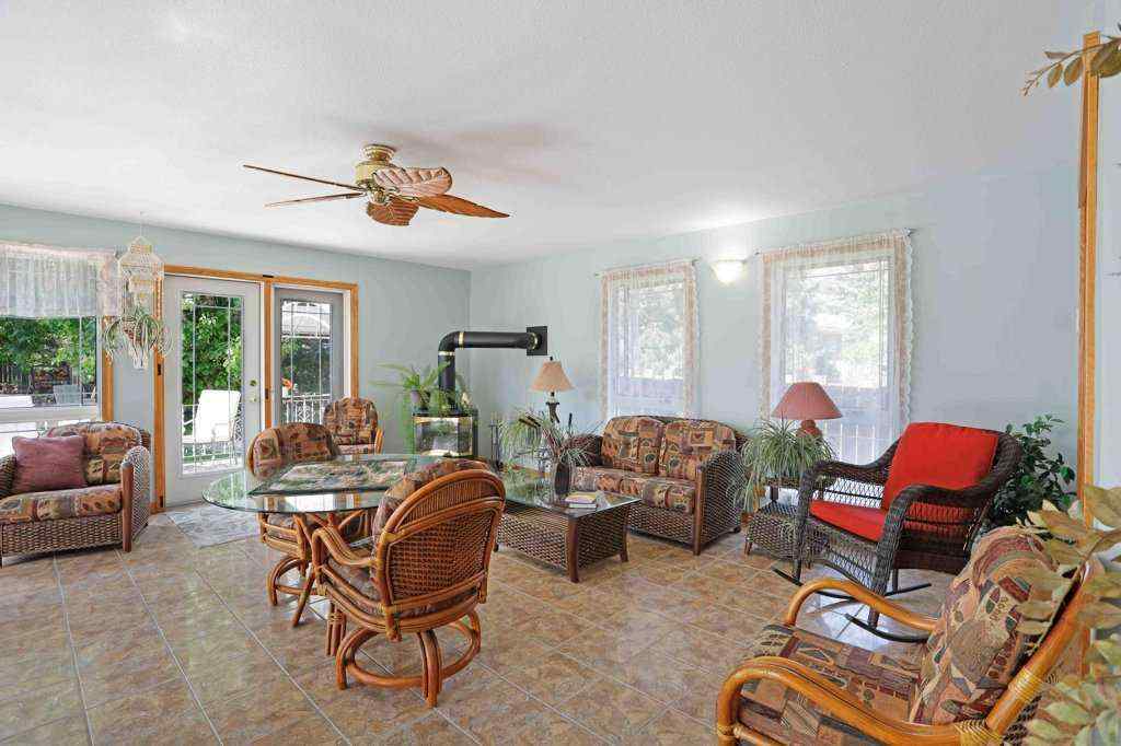 MLS® A2258141 - 11 Lakeview Crescent E in Lakewood Brooks, Residential