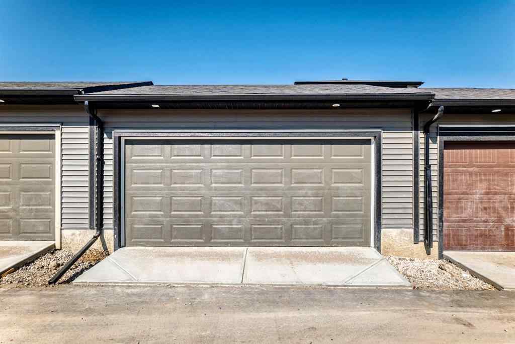 MLS® A2258144 - 325 Waterford Boulevard  in Waterford Chestermere, Residential