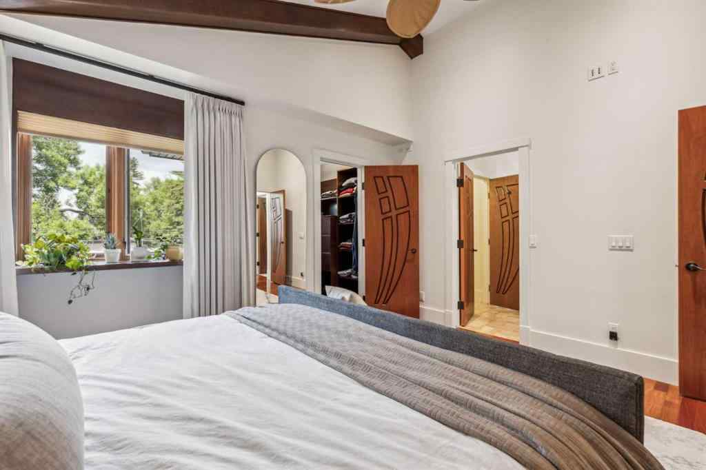 MLS® A2258152 - 2605 4 Street NE in Winston Heights/Mountview Calgary, Residential