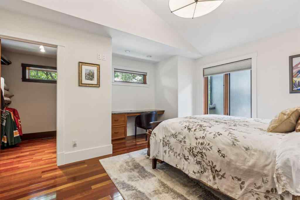 MLS® A2258152 - 2605 4 Street NE in Winston Heights/Mountview Calgary, Residential