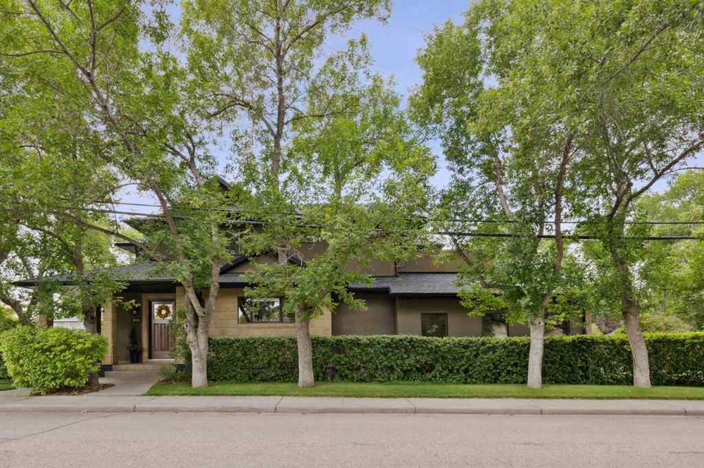 MLS® A2258152 - 2605 4 Street NE in Winston Heights/Mountview Calgary, Residential