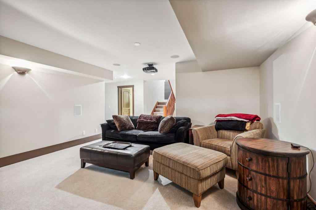 MLS® A2258152 - 2605 4 Street NE in Winston Heights/Mountview Calgary, Residential