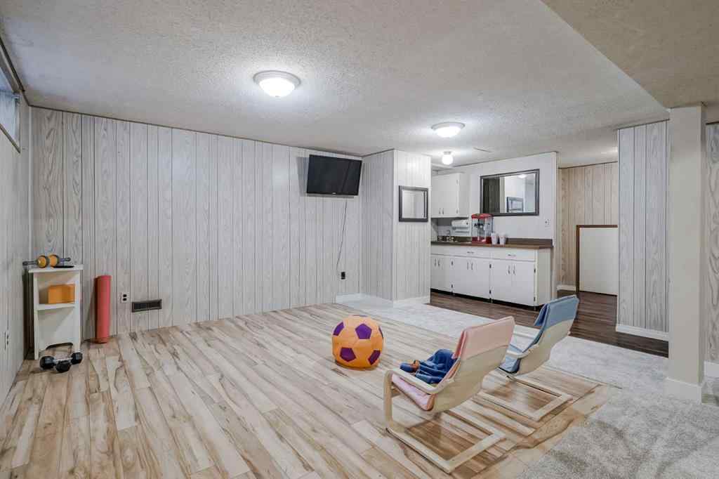 MLS® #A2258153 - 10520 Mapleridge Crescent SE in Maple Ridge Calgary, Residential Open Houses