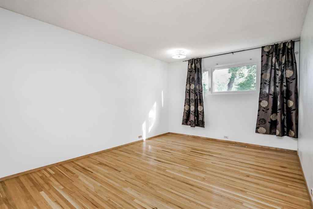 MLS® #A2258153 - 10520 Mapleridge Crescent SE in Maple Ridge Calgary, Residential Open Houses