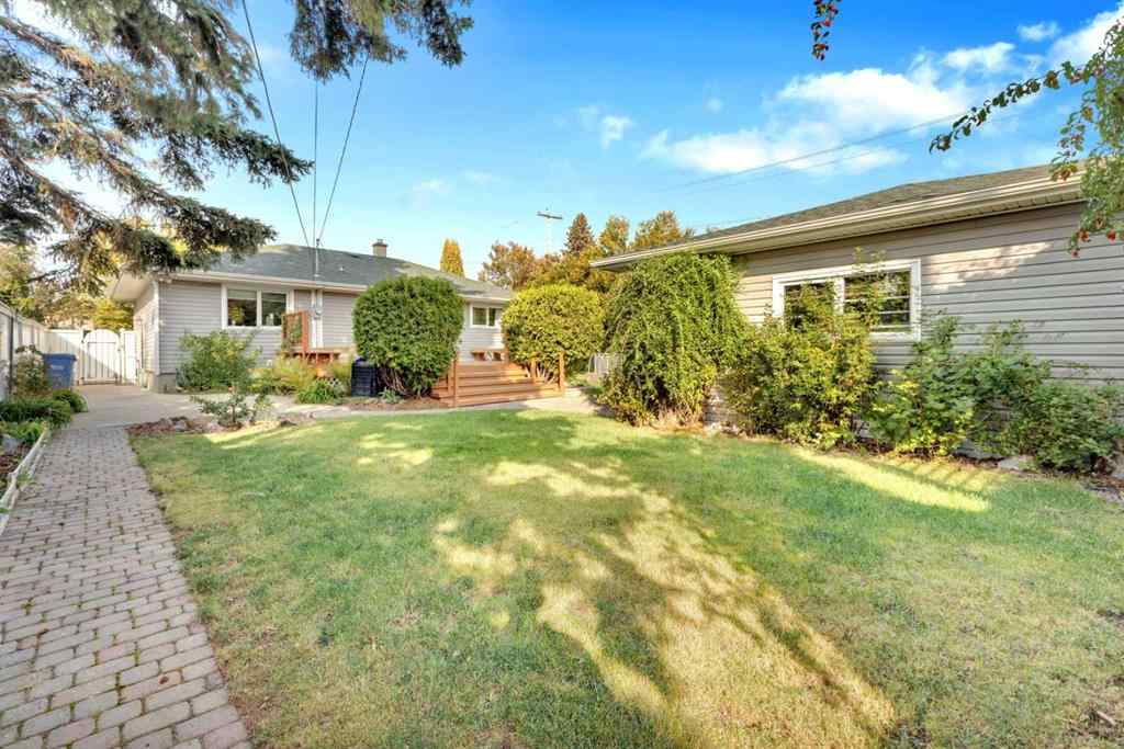 MLS® A2258155 - 3965 38A Avenue  in Eastview Red Deer, Residential
