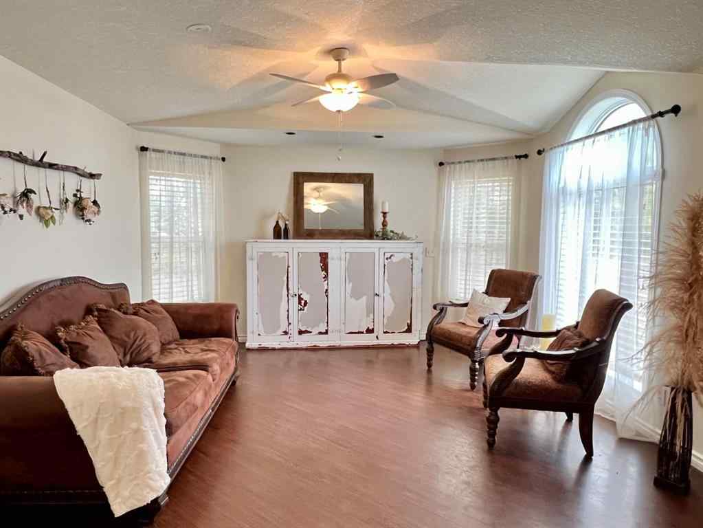 MLS® A2258157 - 4115 Twp Rd 40-0   in NONE Rural Lacombe County, Mobile