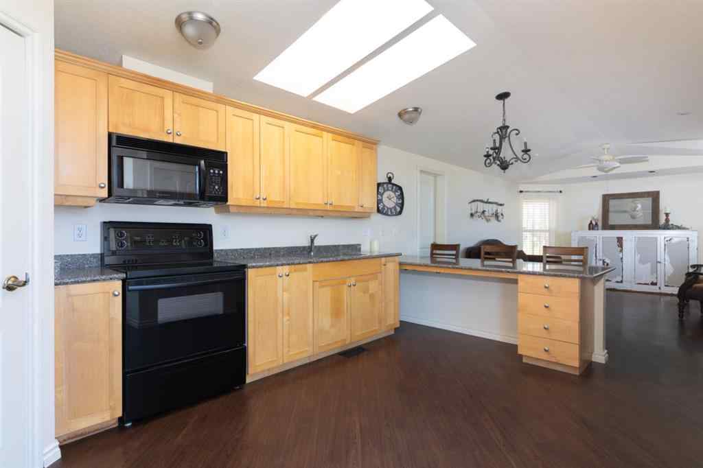 MLS® A2258157 - 4115 Twp Rd 40-0   in NONE Rural Lacombe County, Mobile