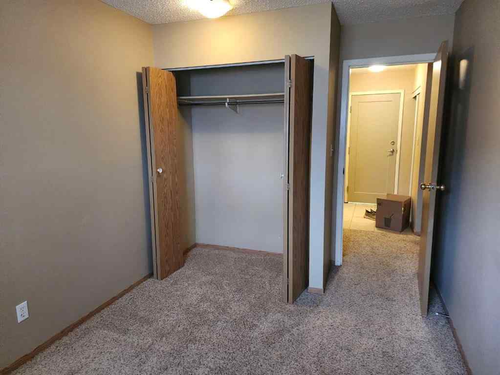MLS® A2258158 - Unit #103 5812 61 Street  in Riverside Meadows Red Deer, Residential