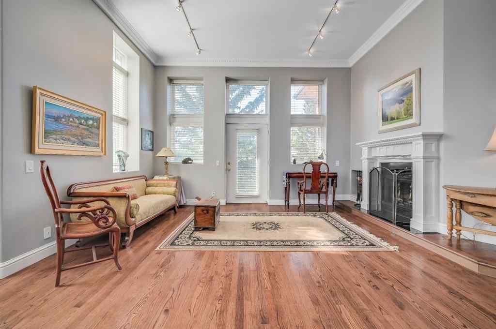 MLS® A2258160 - Unit #202 3650 2 Street SW in Parkhill Calgary, Residential