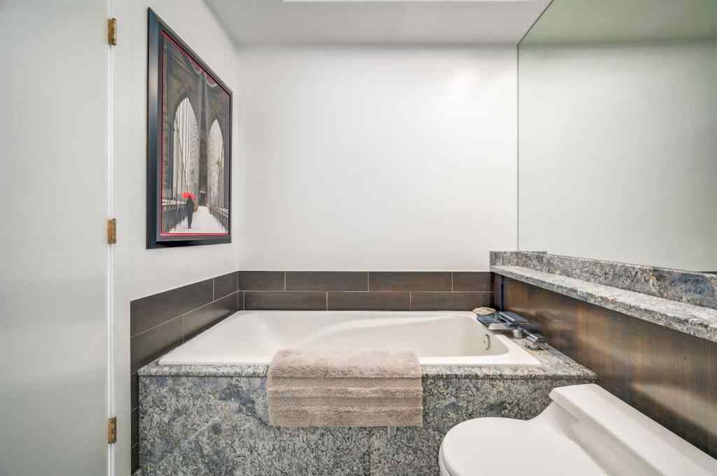 MLS® A2258160 - Unit #202 3650 2 Street SW in Parkhill Calgary, Residential