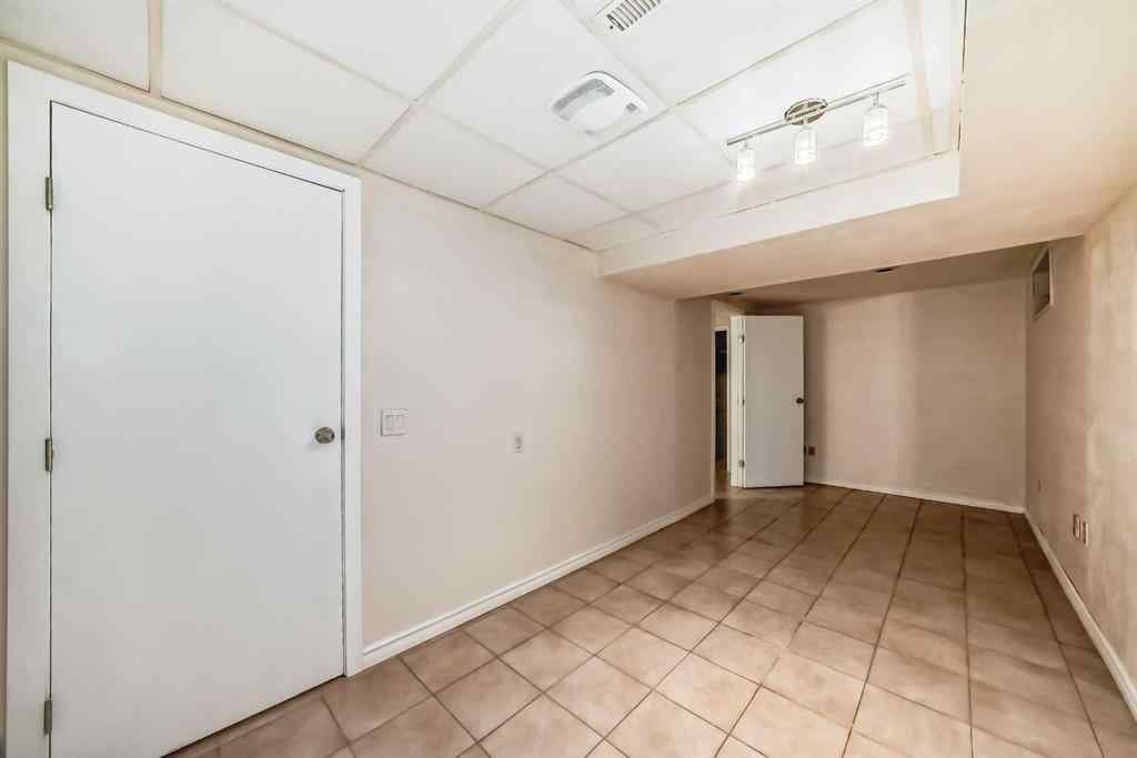 MLS® A2258161 - 5531 Dalhart Hill NW in Dalhousie Calgary, Residential