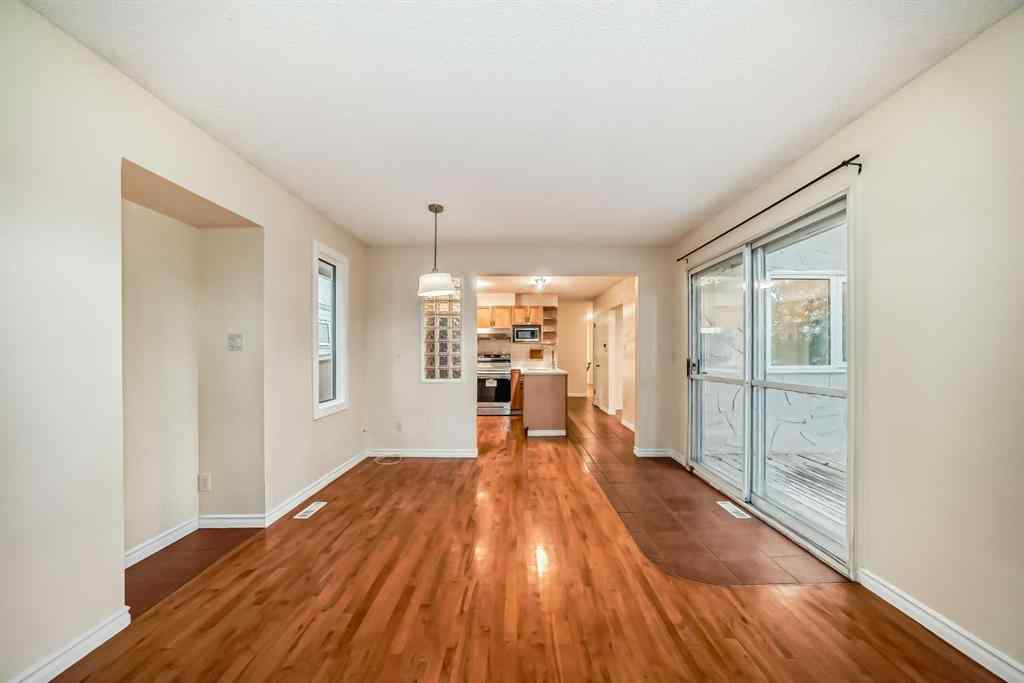 MLS® A2258161 - 5531 Dalhart Hill NW in Dalhousie Calgary, Residential