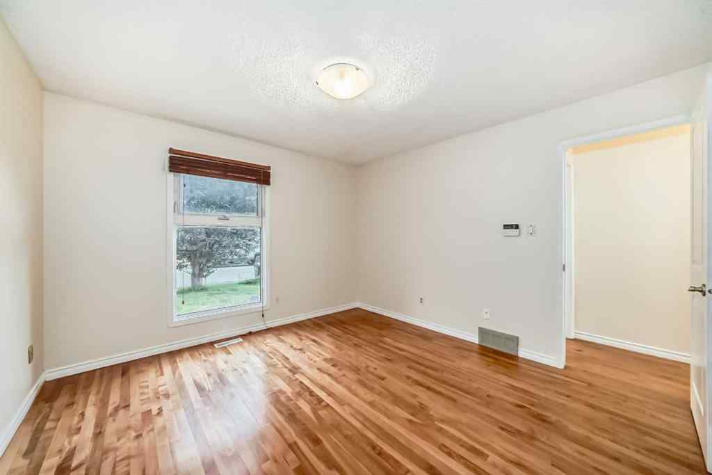 MLS® A2258161 - 5531 Dalhart Hill NW in Dalhousie Calgary, Residential